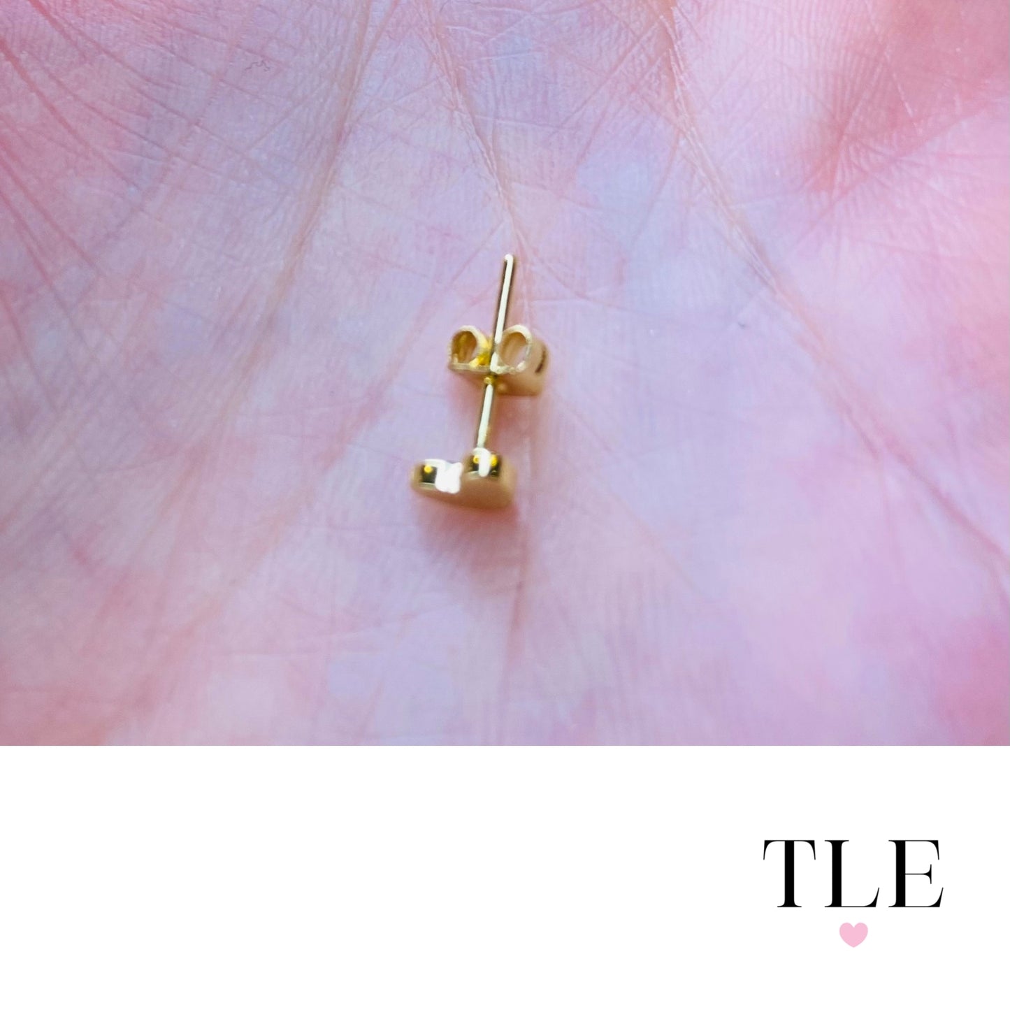 Minimalist Dainty Gold Heart Studs